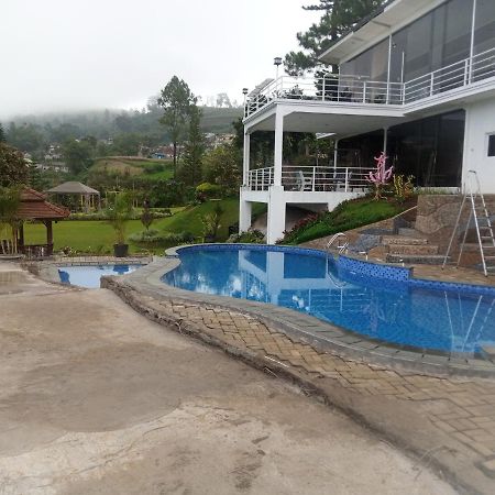 Villa Kaca 88 Cianjur Dış mekan fotoğraf