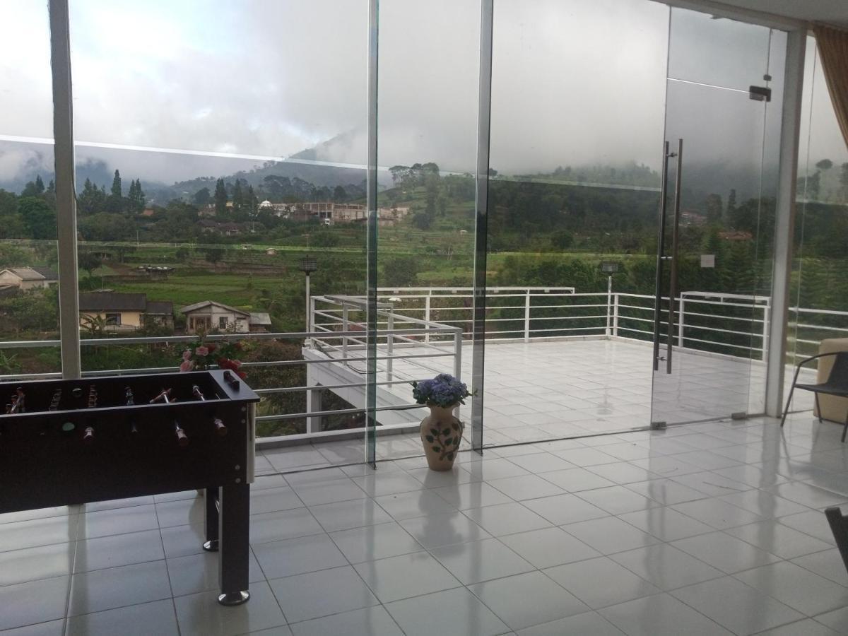Villa Kaca 88 Cianjur Dış mekan fotoğraf