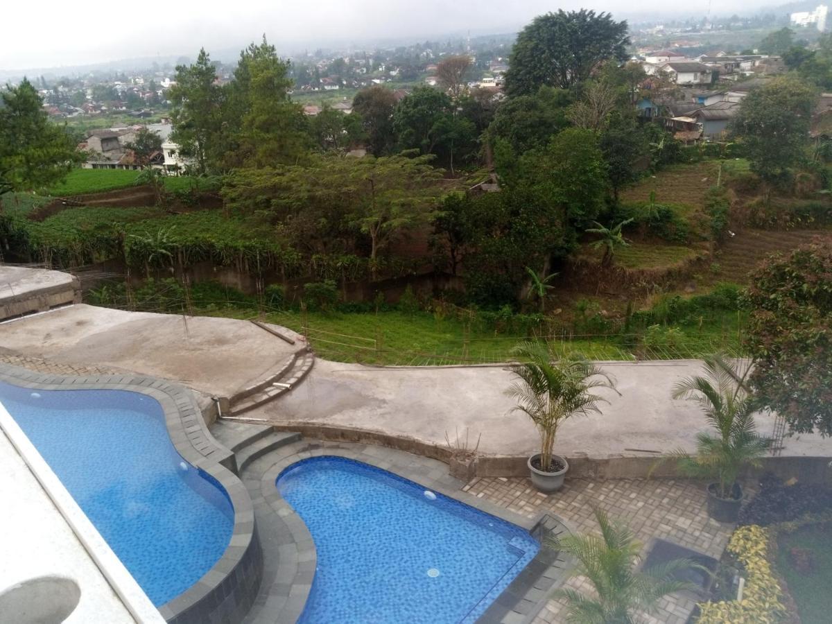 Villa Kaca 88 Cianjur Dış mekan fotoğraf