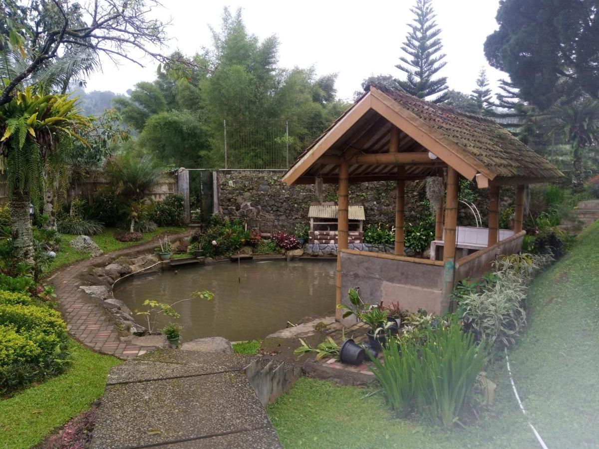 Villa Kaca 88 Cianjur Dış mekan fotoğraf